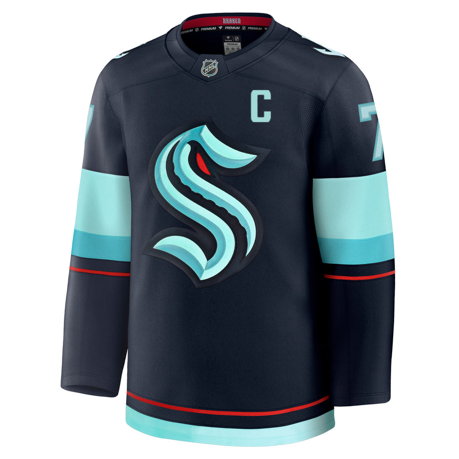 Eberle_Home_Captain_Fanatics_P